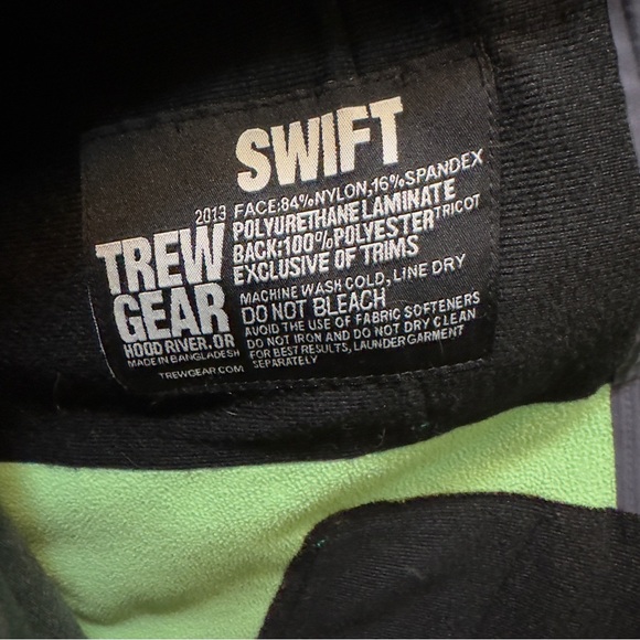 TREW Swift SoftShell Jacket - Picture 4 of 5
